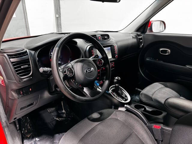 2019 Kia Soul +