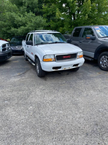 2003 GMC Sonoma for sale at DNM Autos in Youngstown OH