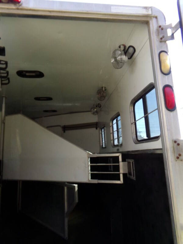 2008 Kiefer Built Trails End Package