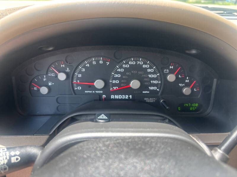 2003 Ford Explorer XLT
