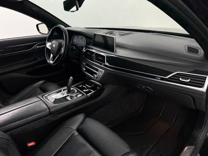 2016 BMW 7 Series 750i xDrive