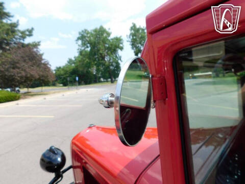 1933 Chevrolet Apache