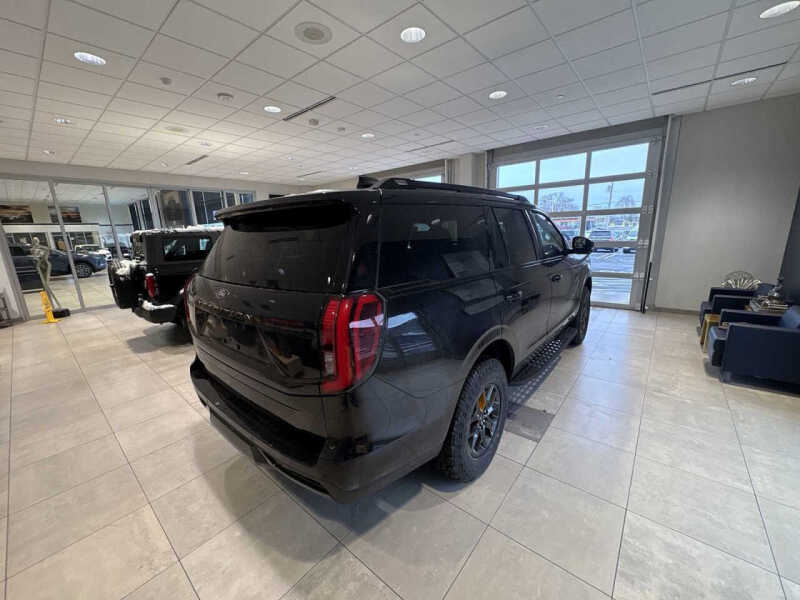 2025 Ford Expedition Tremor