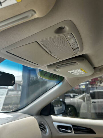 2013 Nissan Pathfinder SV