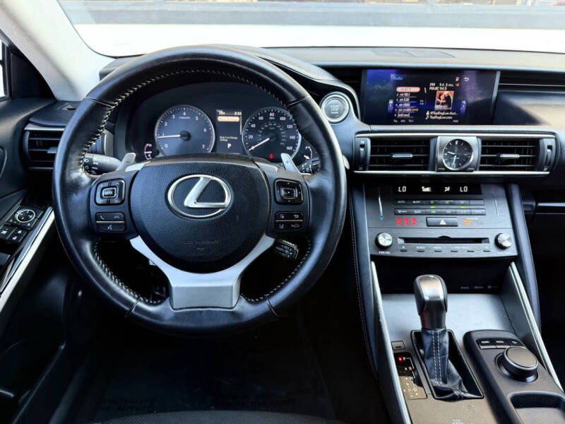 2019 Lexus IS 300
