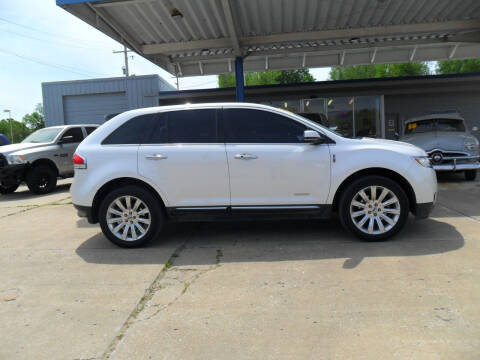 2012 Lincoln MKX for sale at C MOORE CARS in Grove OK