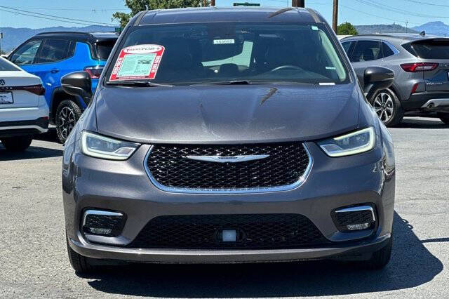 2023 Chrysler Pacifica Touring L