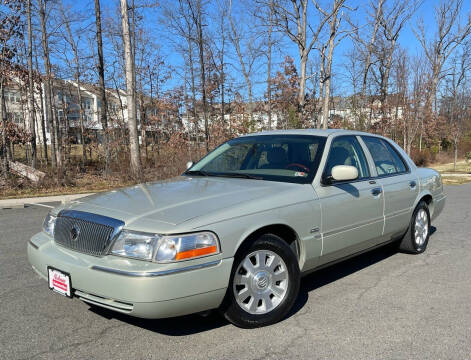 2005 Mercury Grand Marquis for sale at Nelson's Automotive Group in Chantilly VA