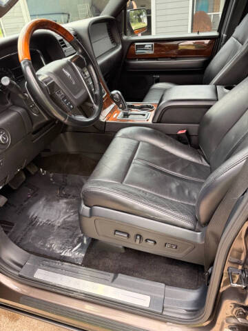 2016 Lincoln Navigator Select