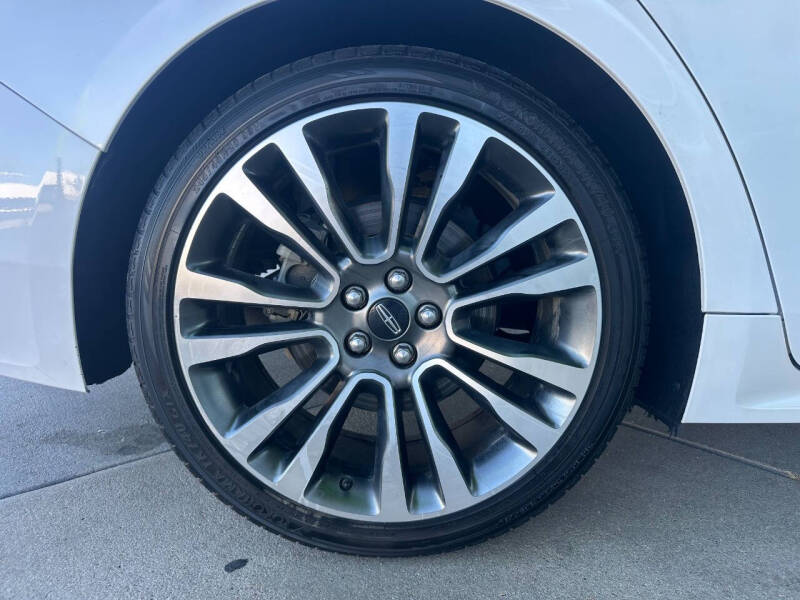 2017 Lincoln Continental Reserve