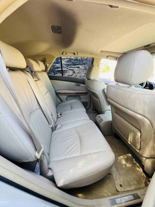 2004 Lexus RX 330