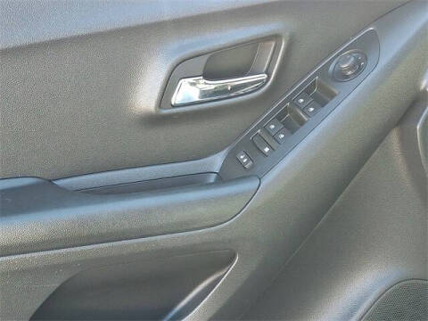 2022 Chevrolet Trax LS