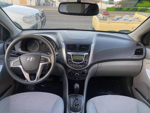 2012 Hyundai Accent GS