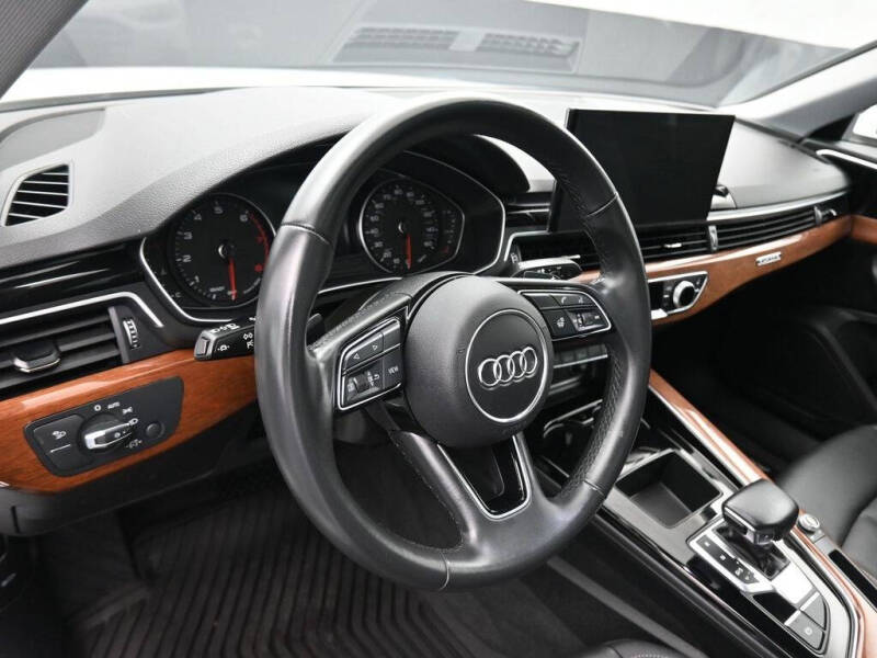 2022 Audi A4 quattro Premium 40 TFSI