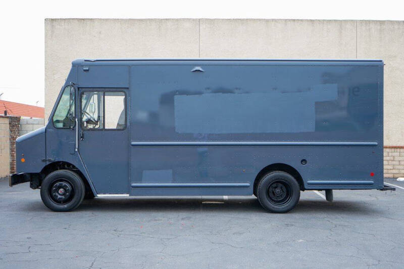 2020 Freightliner MT45 Chassis
