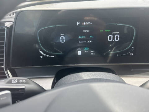 2023 Kia Sportage Plug-In Hybrid X-Line