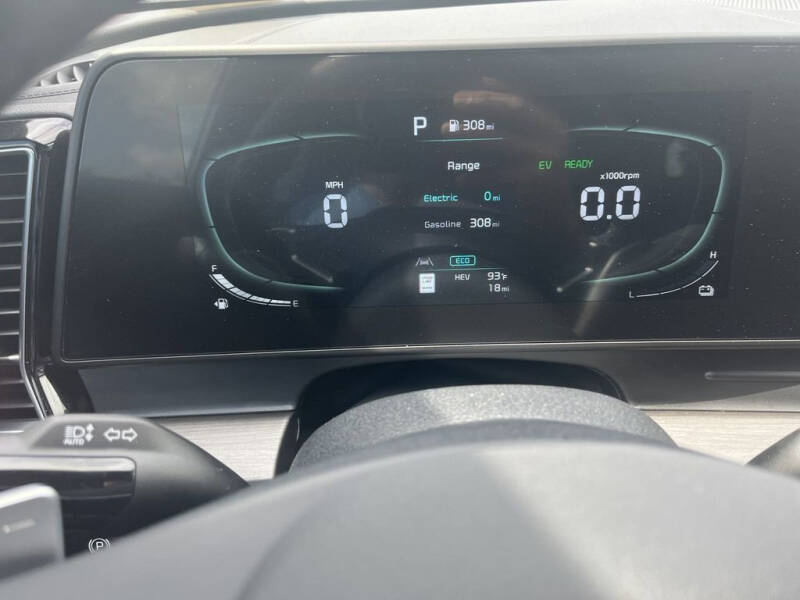 2023 Kia Sportage Plug-In Hybrid X-Line