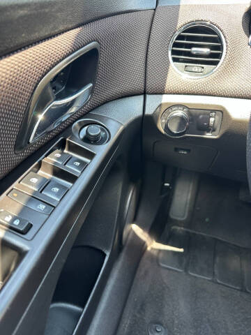 2015 Chevrolet Cruze 1LT Auto