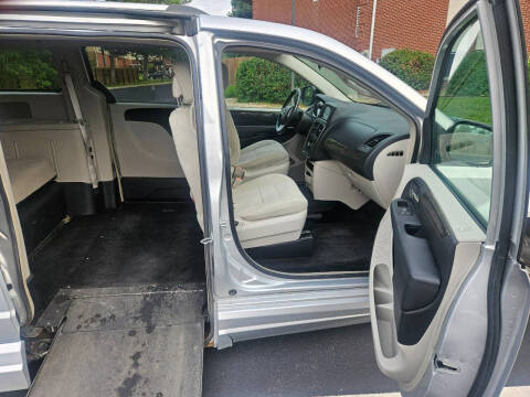 2011 Dodge Grand Caravan Crew
