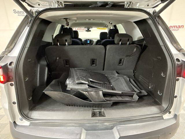 2018 Chevrolet Traverse LT Cloth