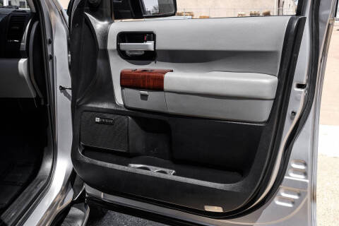 2017 Toyota Sequoia Platinum