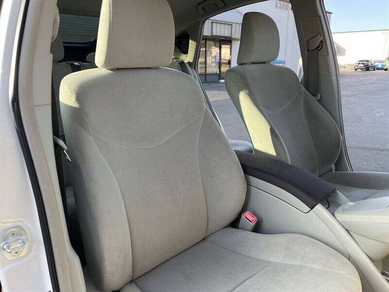 2011 Toyota Prius One