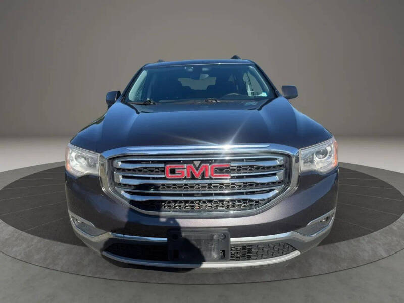 2017 GMC Acadia SLE-2