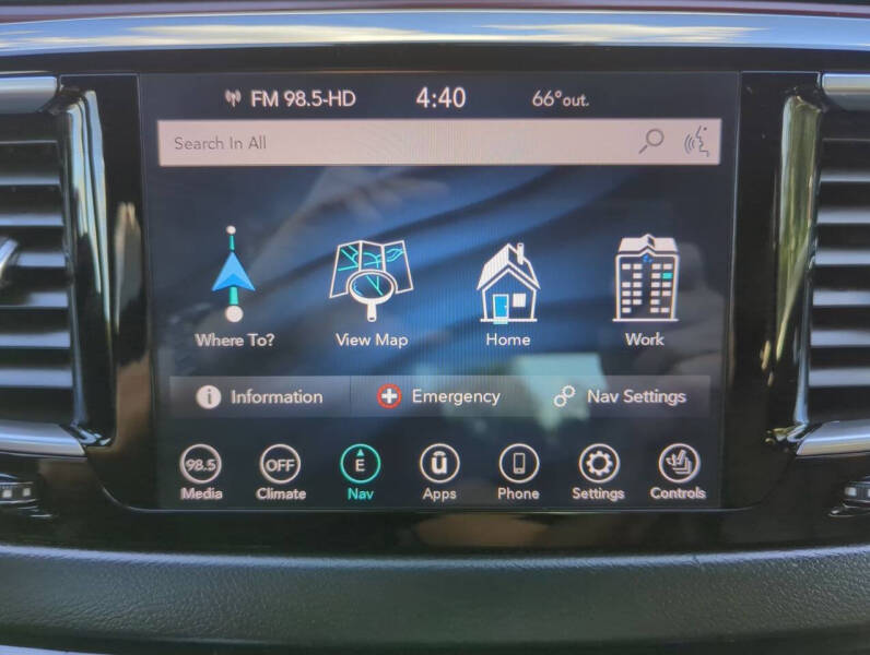 2020 Chrysler Pacifica Hybrid Limited 35th Anniversary