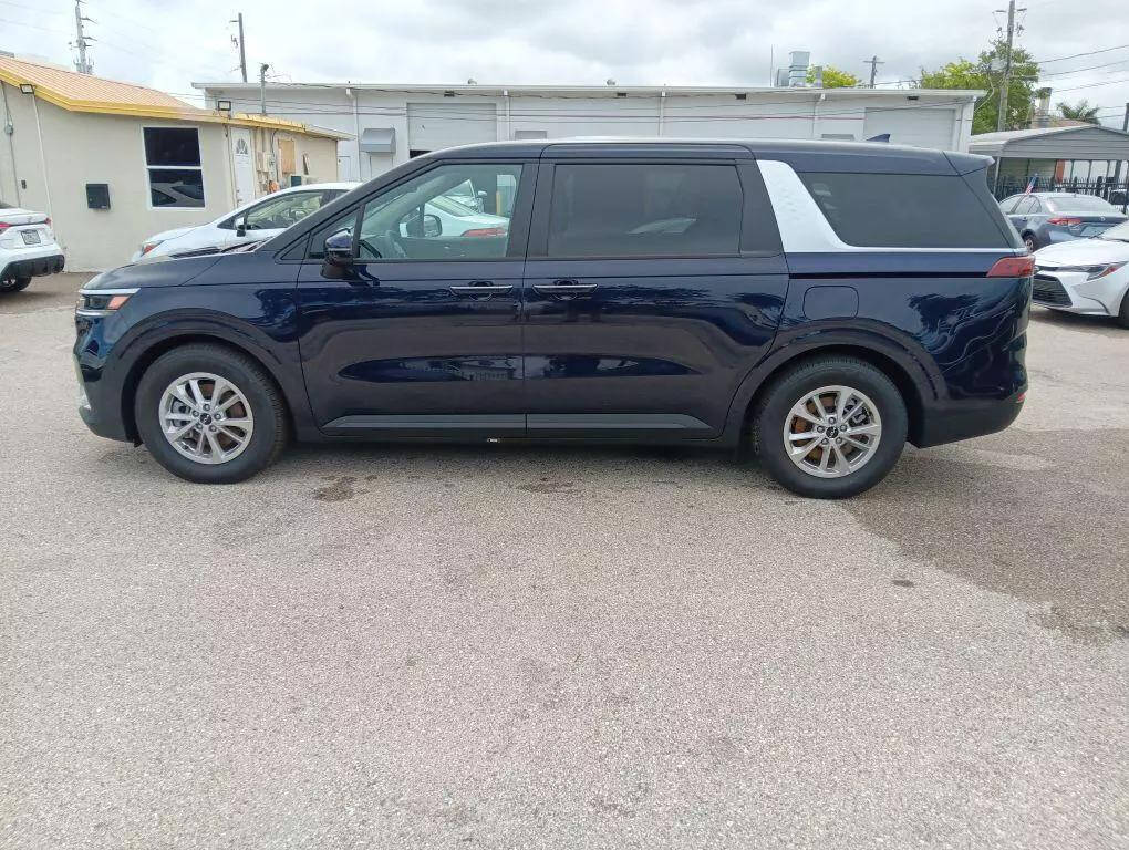 2024 Kia Carnival for sale at The Rock Fleet MGMT LLC in Naples, FL