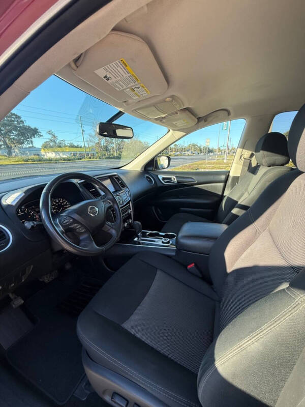 2018 Nissan Pathfinder S