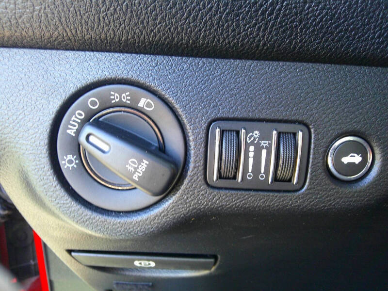2016 Dodge Challenger R/T Plus Shaker
