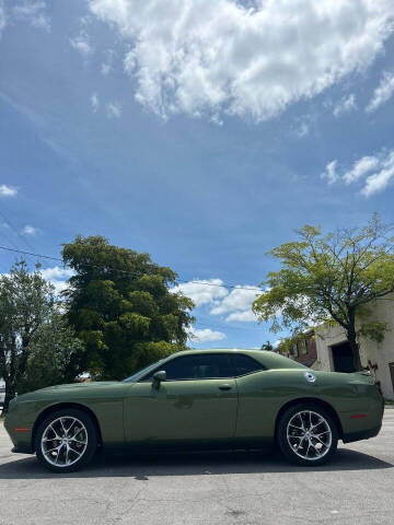 2022 Dodge Challenger SXT