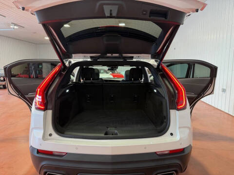 2023 Cadillac XT4 Luxury