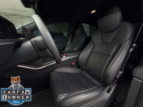 2025 Tesla Model X Plaid