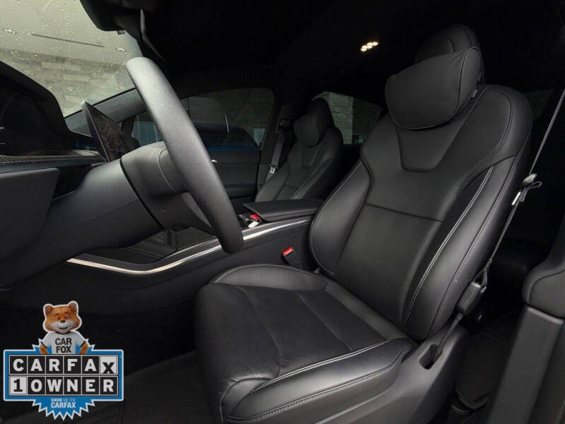 2025 Tesla Model X Plaid