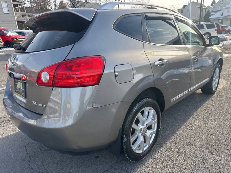 2013 Nissan Rogue SV w/SL Package
