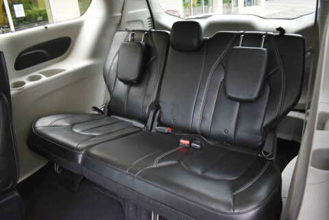 2020 Chrysler Voyager LXi