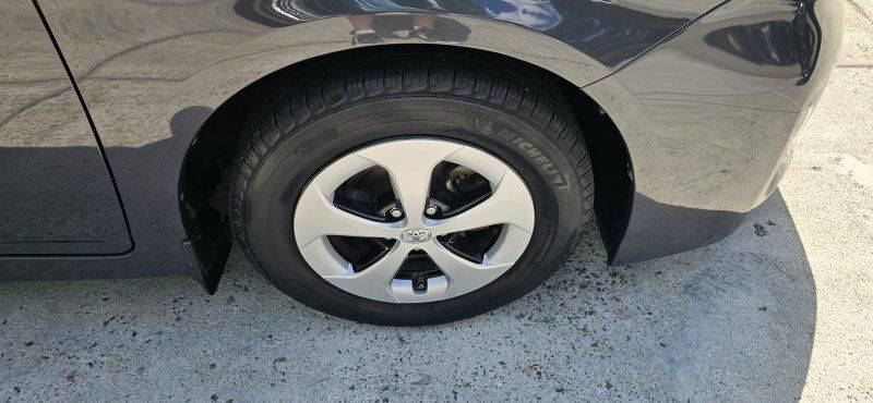 2013 Toyota Prius Three