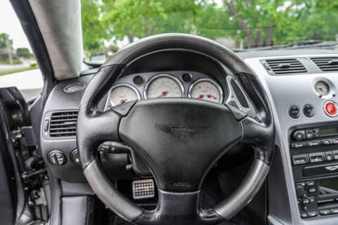 2002 Aston Martin V12 Vanquish