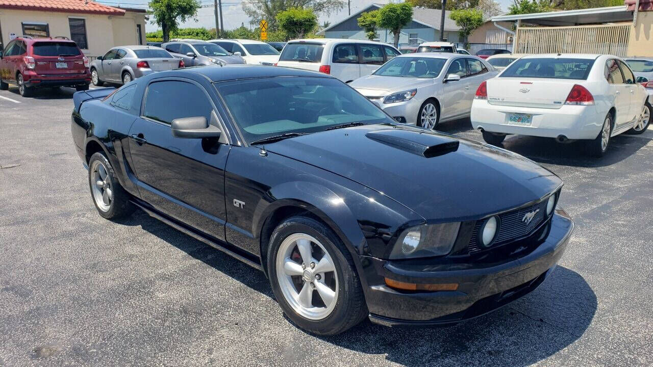 2008 FORD Mustang Coupe - $5,999