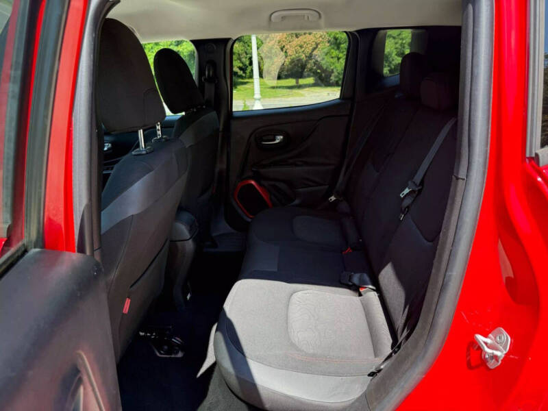 2016 Jeep Renegade Trailhawk