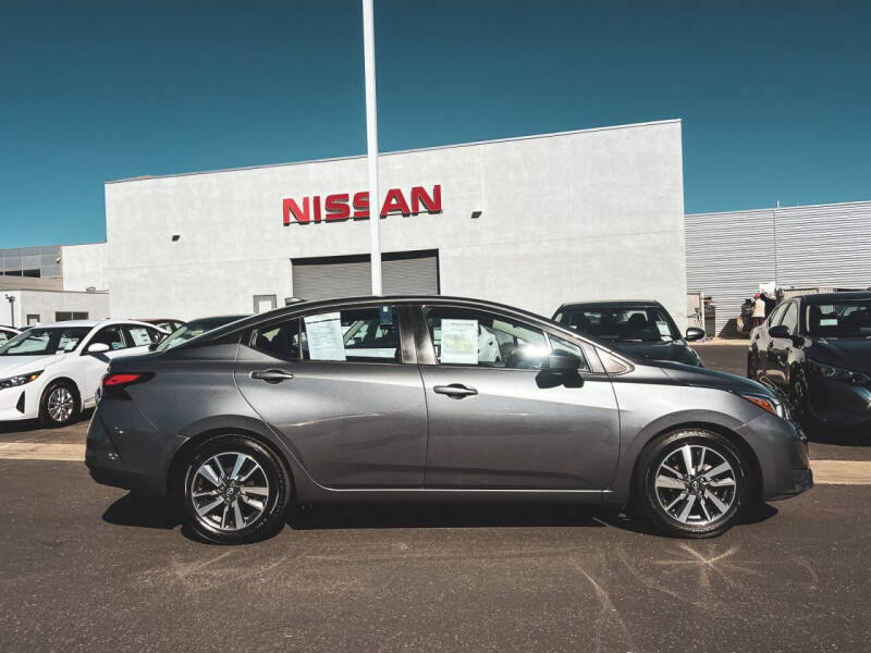 2023 Nissan Versa SV