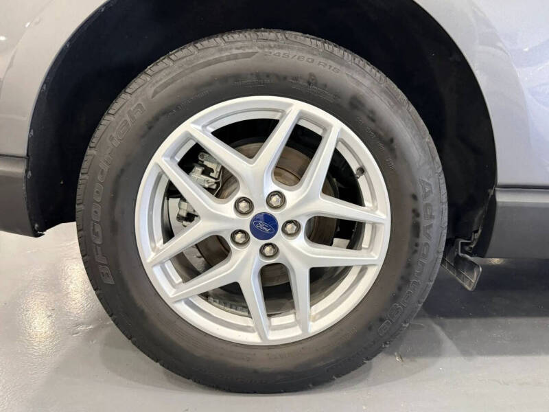 2021 Ford Edge