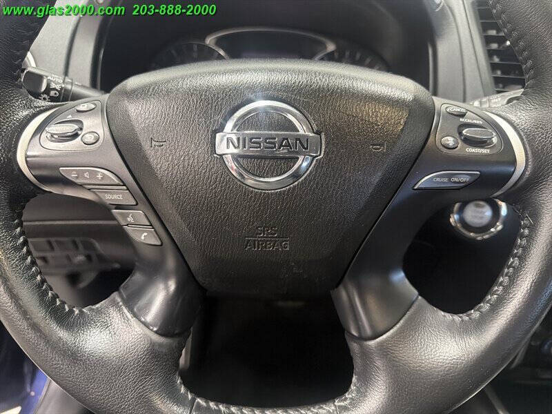 2019 Nissan Pathfinder S