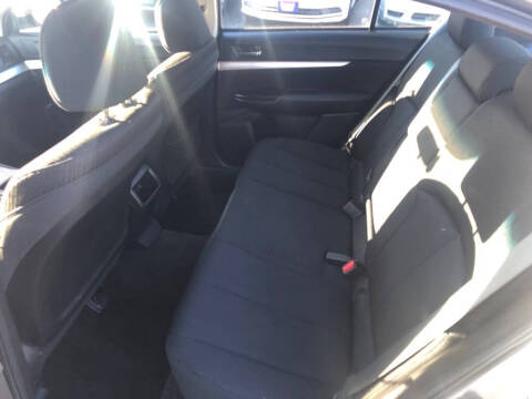 2011 Subaru Legacy 2.5i Premium