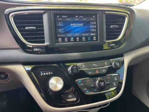 2019 Chrysler Pacifica Touring L