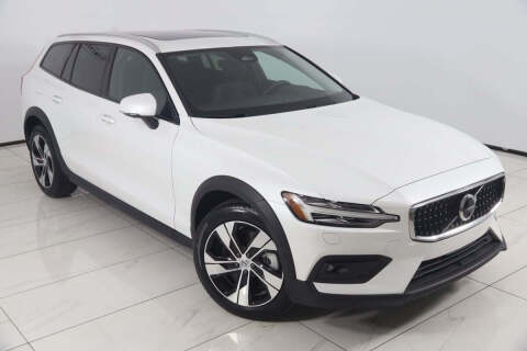 2024 Volvo V60 Cross Country B5 Plus