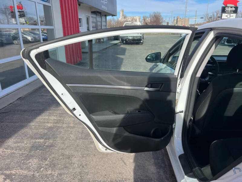 2019 Hyundai Elantra