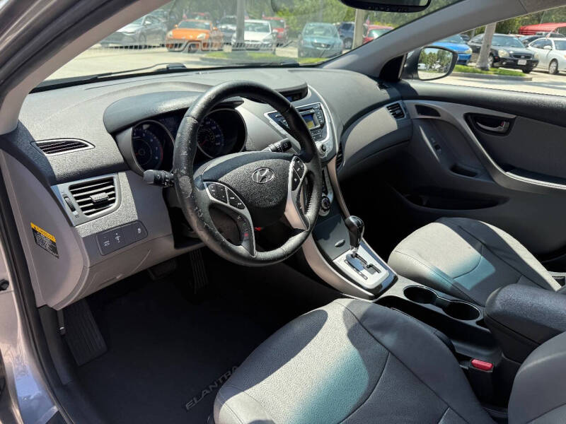 2012 Hyundai Elantra Limited