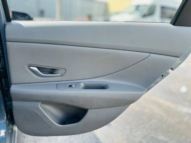 2022 Hyundai Elantra